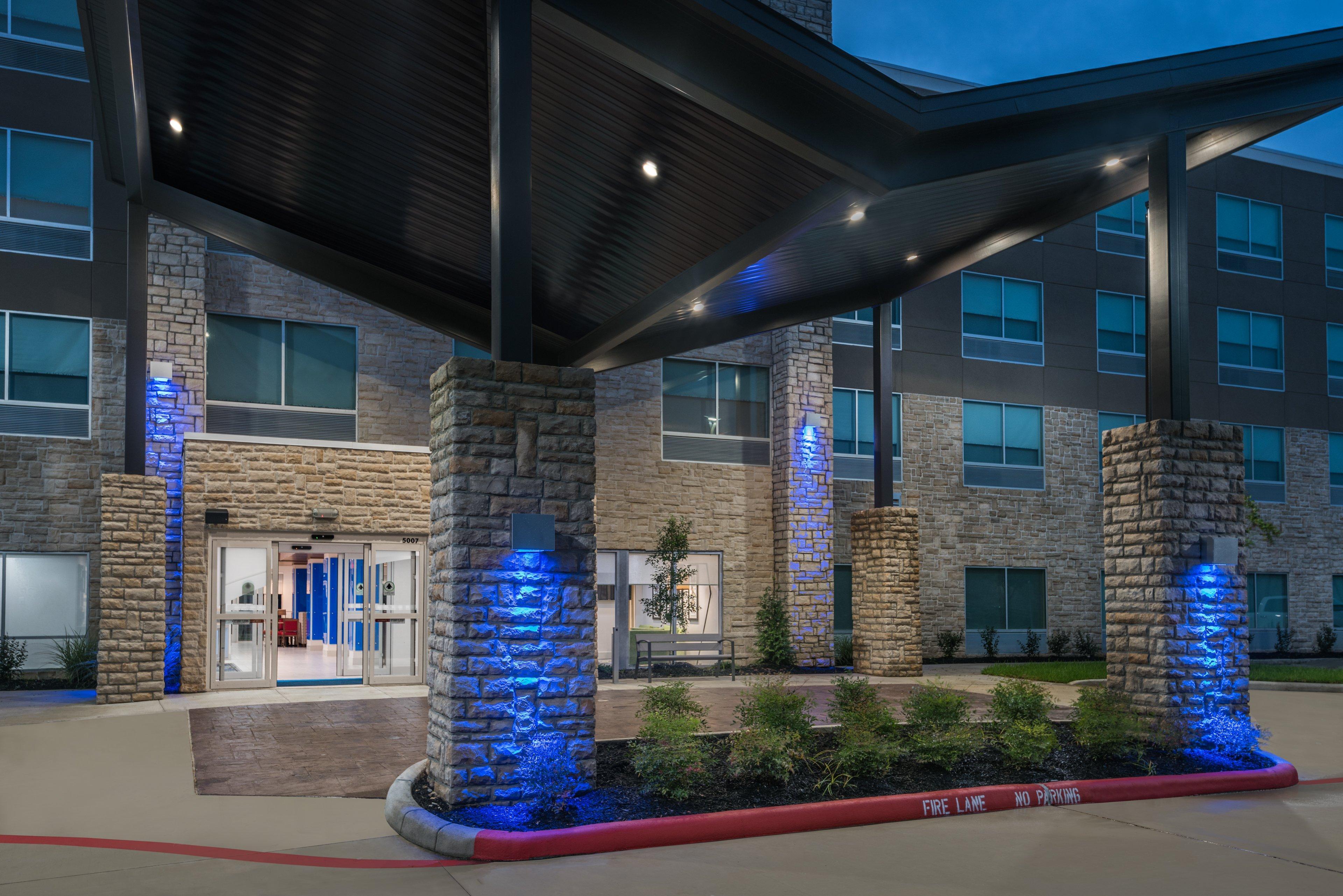 Holiday Inn Express & Suites- Sugar Land Se - Missouri City By Ihg Exterior foto